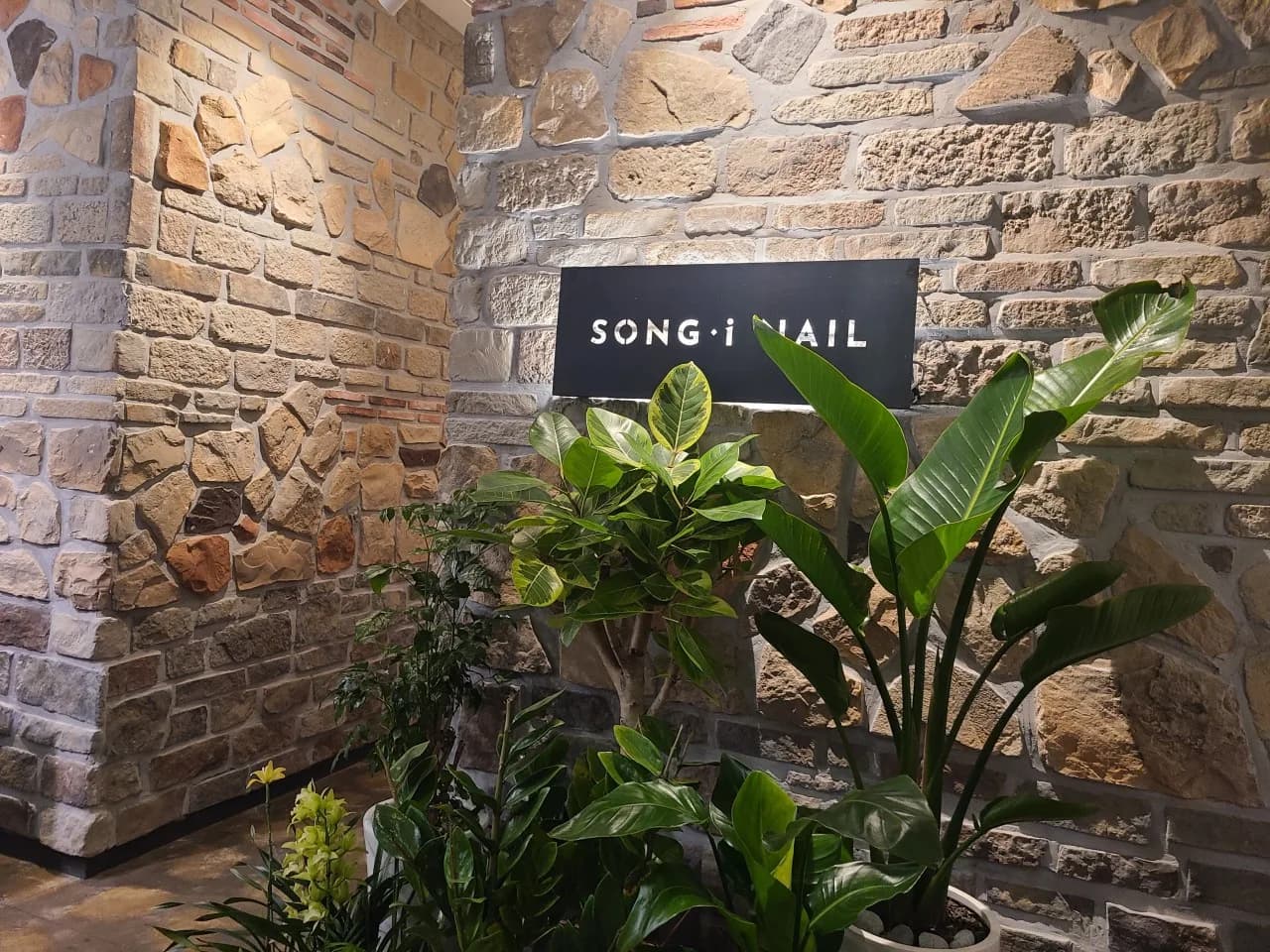 Tiệm nail Songi