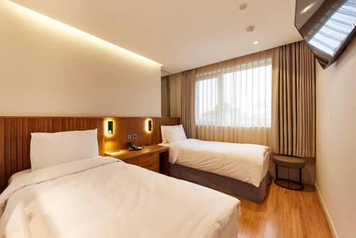 Superior Twin Room